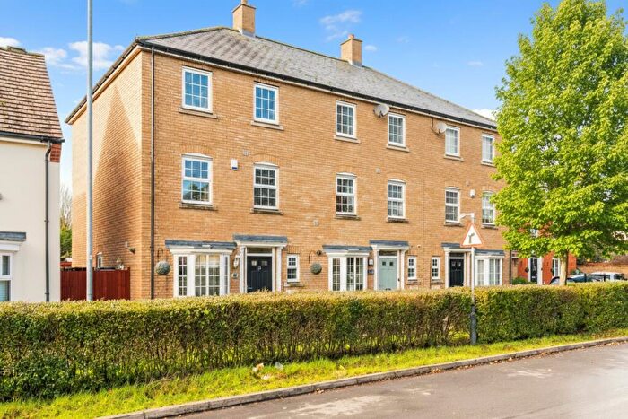 3 Bedroom Terraced House To Rent In Roding Drive, Little Canfield, Dunmow, Essex, CM6