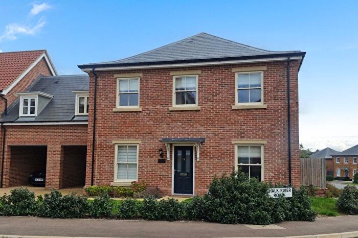 4 Bedroom Link Detached House To Rent In Hunstanton, PE36