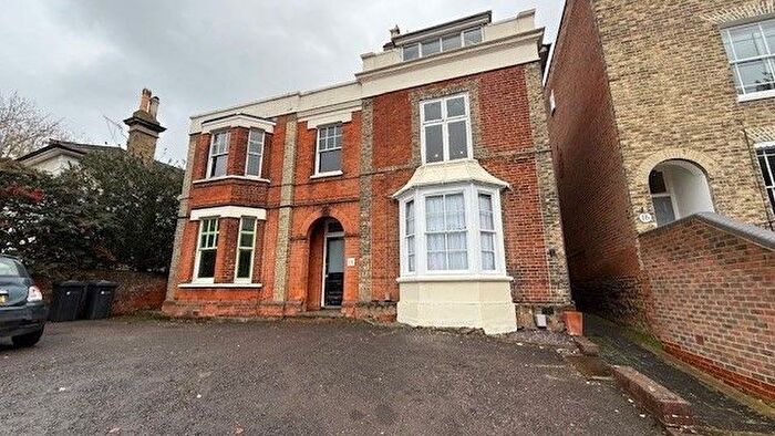 1 Bedroom Flat To Rent In Stoke Road, Guildford, GU1