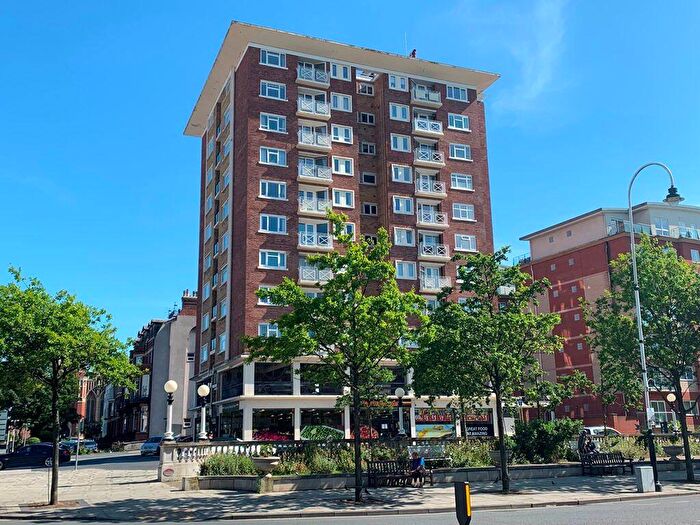 2 Bedroom Flat For Sale In Lord Street, Southport, PR9