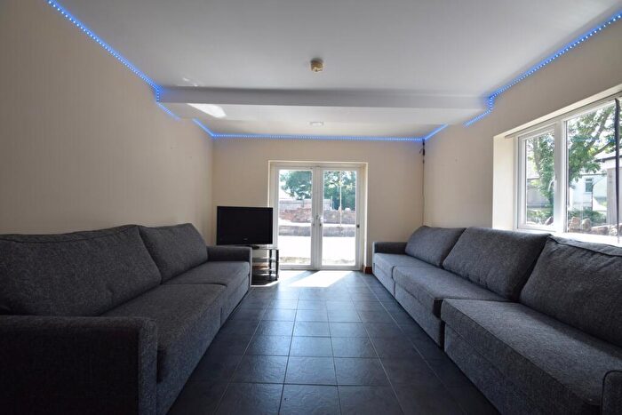 8 Bedroom House To Rent In Woodville Road, Cathays, CF24