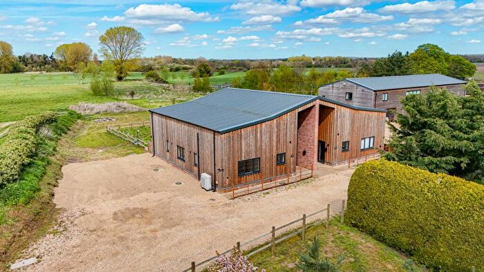 3 Bedroom Semi-Detached House To Rent In Main Road, West Bilney, PE32