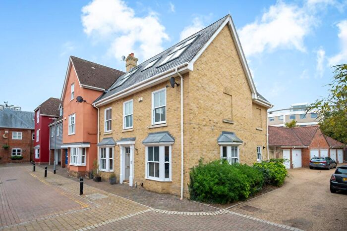 6 Bedroom Terraced House For Sale In Parkside Quarter, Colchester Town Centre, Colchester, CO1