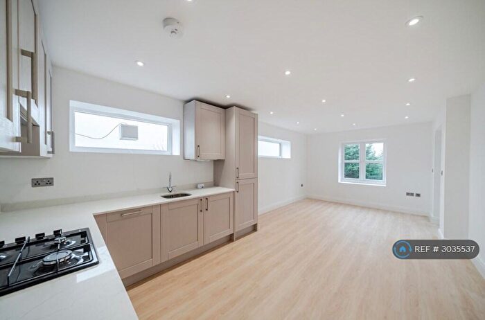1 Bedroom Flat To Rent In West Hill, Croydon, CR2