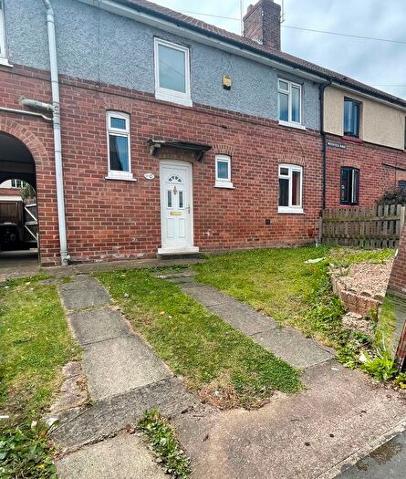 4 Bedroom Terraced House To Rent In Woodfield Road, Balby, Doncaster, DN4