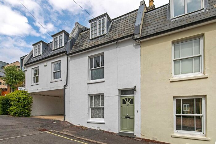 3 Bedroom Terraced House To Rent In Mews Lane, Winchester, SO22