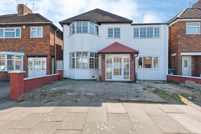 7 Bedroom Detached House For Sale In Swithland Avenue, Leicester, Leicestershire, LE4