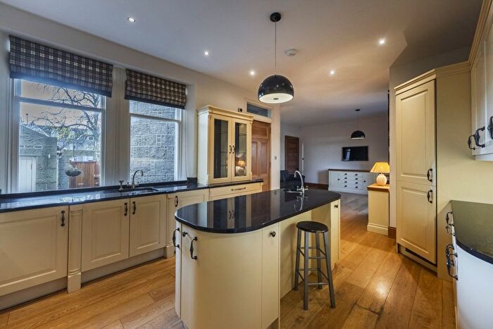 5 Bedroom Detached House For Sale In Rubislaw House, Queens Road, Aberdeen, AB15