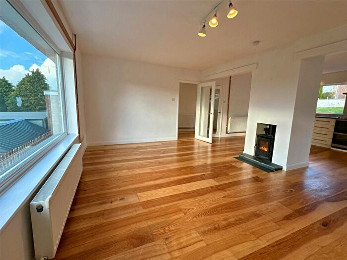 3 Bedroom Bungalow For Sale In Brynglas, Brecon, Powys, LD3
