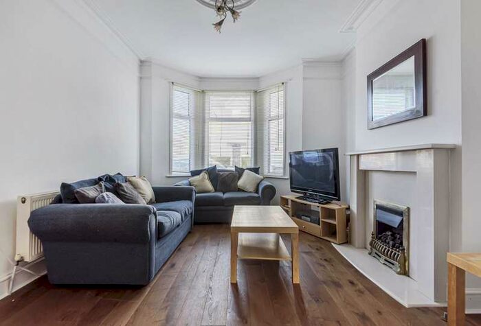 4 Bedroom Terraced House To Rent In Lavenham Road, London, SW18