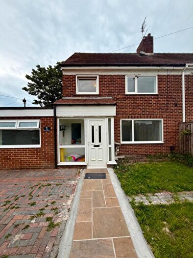4 Bedroom Semi-Detached House To Rent In Bevan Avenue, Sunderland, SR2