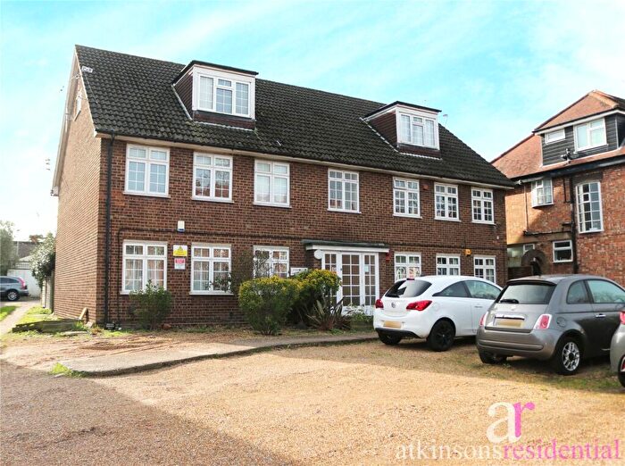 2 Bedroom Apartment For Sale In Lavender Hill, Enfield, Middlesex, EN2