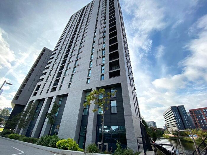 2 Bedroom Apartment To Rent In One Regent, Water Street, Manchester City Centre, M3