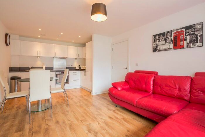 2 Bedroom Apartment To Rent In Somerville Court, Newsom Place, St Peter's Road, St Albans, AL1