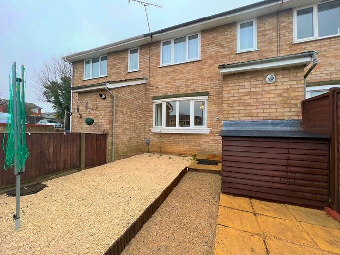 1 Bedroom Maisonette To Rent In The Blanes, Ware, SG12