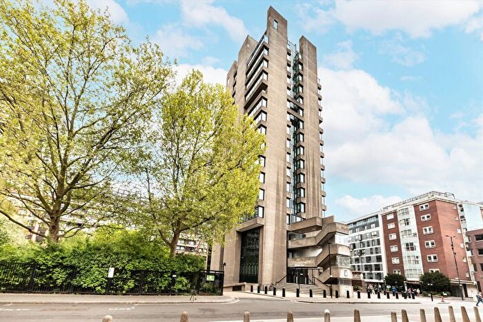 1 Bedroom Flat To Rent In Fann Street, London, EC2Y