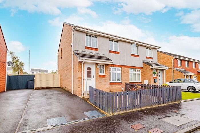 3 Bedroom Semi-Detached House For Sale In Dalwhinnie Crescent, Kilmarnock, KA3