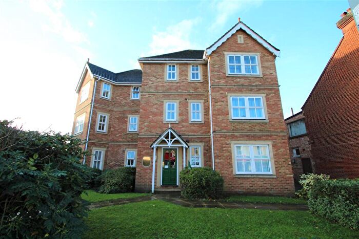 2 Bedroom Apartment To Rent In Surbiton Road, Kingston Upon Thames, KT1