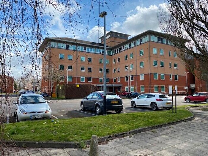 1 Bedroom Apartment To Rent In Archer House, Stockport Town Centre, SK1