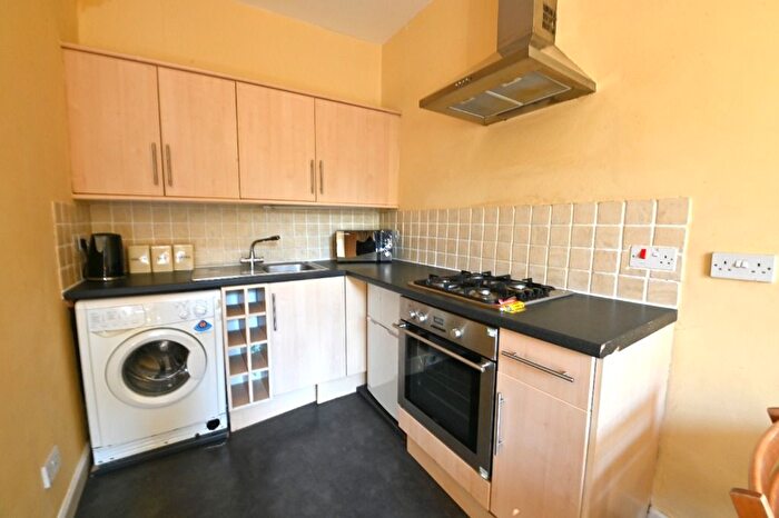 1 Bedroom Flat To Rent In St Leonards Street, Newington, Edinburgh, EH8