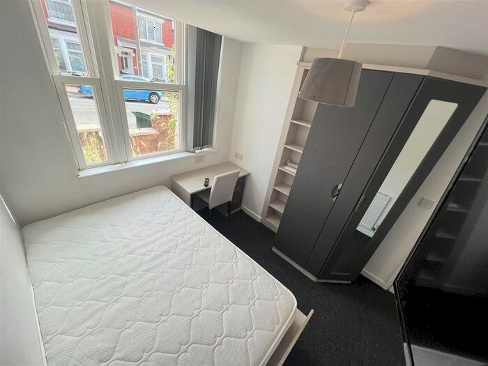 5 Bedroom End Of Terrace House To Rent In Humber Avenue, Coventry, CV1