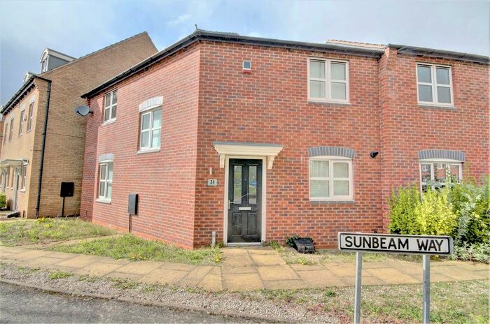3 Bedroom End Of Terrace House To Rent In Sunbeam Way, Coventry, CV3