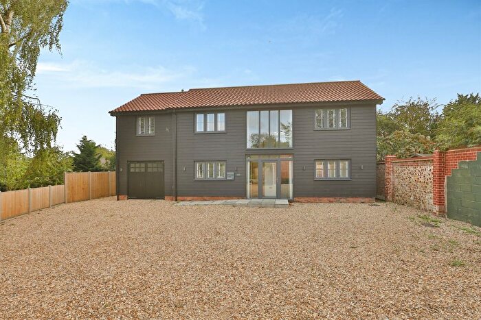 4 Bedroom Barn Conversion For Sale In London Street, Swaffham, PE37