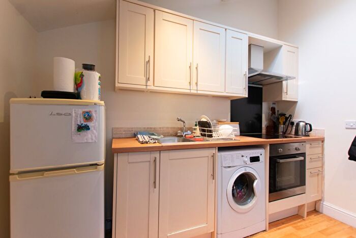 1 Bedroom Flat To Rent In Bath Street, Cheltenham, GL50