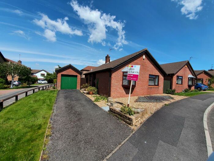 2 Bedroom Bungalow To Rent In Fabian Drive, Stoke Gifford, Bristol, BS34