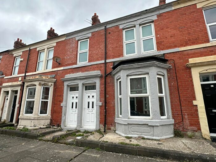 3 Bedroom Apartment To Rent In Tavistock Road, Newcastle Upon Tyne, Tyne And Wear, NE2