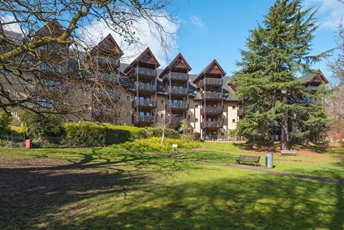 2 Bedroom Flat For Sale In Knowle Lane, Ecclesall, S11