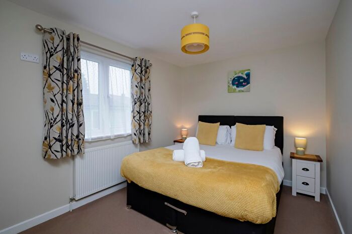 2 Bedroom Detached Bungalow For Sale In Golden Cross, Hailsham, BN27
