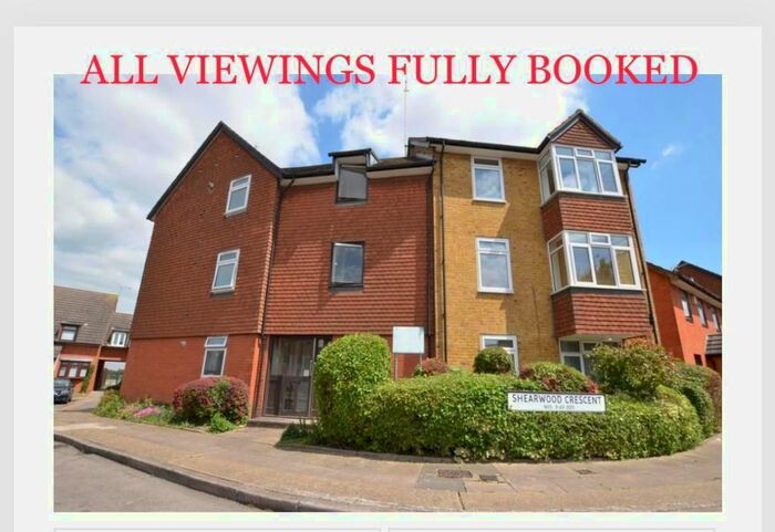 1 Bedroom Flat To Rent In Shearwood Crescent, Crayford, Kent, DA1