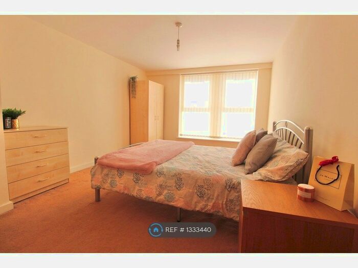 2 Bedroom Flat To Rent In Bridgford Point, West Bridgford, Nottingham, NG2