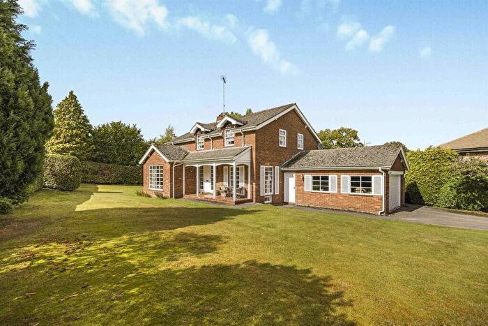 4 Bedroom Detached House For Sale In Meadow Drive, Prestbury, SK10