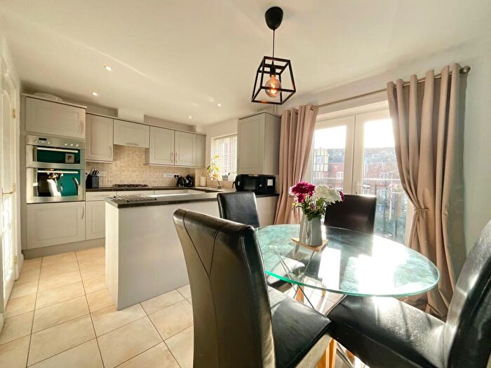 3 Bedroom Semi-Detached House For Sale In Williamson Drive, Nantwich, CW5