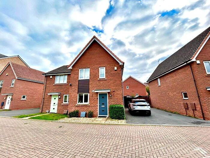 3 Bedroom Semi-detached House To Rent In Sowe Way, Bell Green, Coventry, CV2