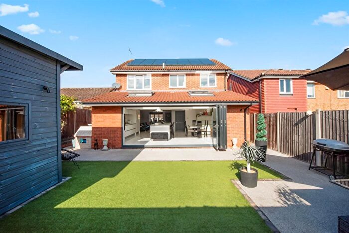 5 Bedroom Property For Sale In Port Close, Bearsted, Maidstone, ME14