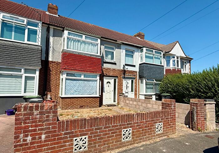 3 Bedroom Terraced House For Sale In Dunkeld Road, Gosport, PO12