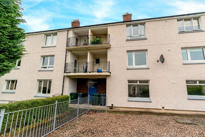 2 Bedroom Flat To Rent In Rankin Avenue, Blackford, Edinburgh, EH9