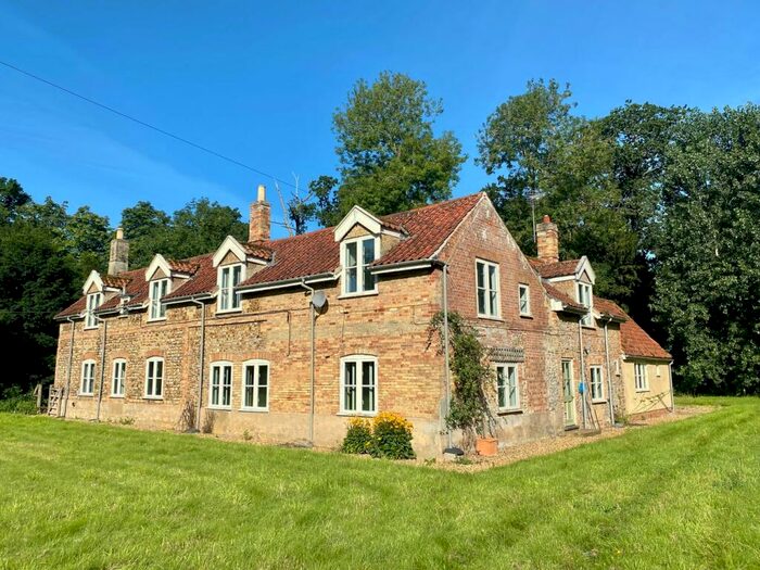 5 Bedroom Detached House To Rent In Stradsett, King's Lynn, PE33