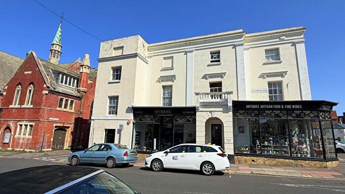 1 Bedroom Flat To Rent In A Cornfield Terrace, Eastbourne, BN21
