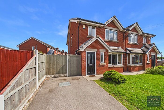 3 Bedroom Semi Detached House For Sale In Cambridge Road, Orrell, Wigan, WN5