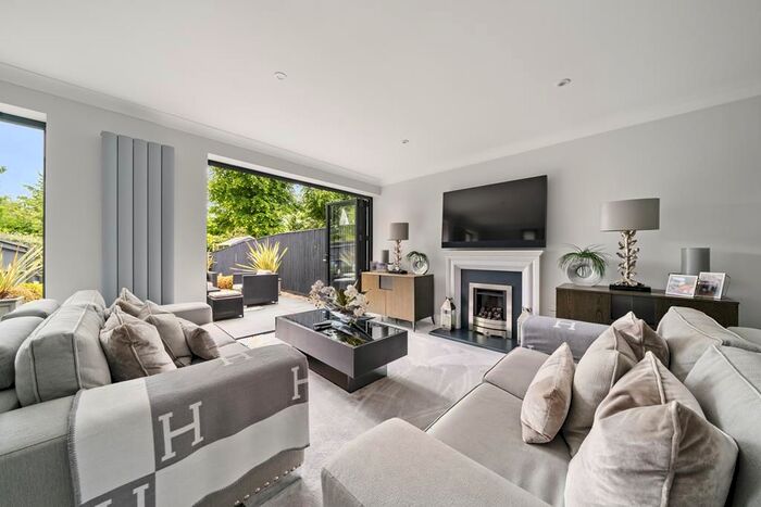 2 Bedroom Terraced House To Rent In Pendenza, Cobham, KT11