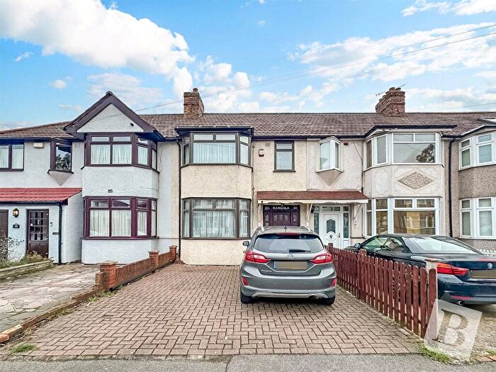3 Bedroom Terraced House For Sale In Rom Crescent, Romford, RM7