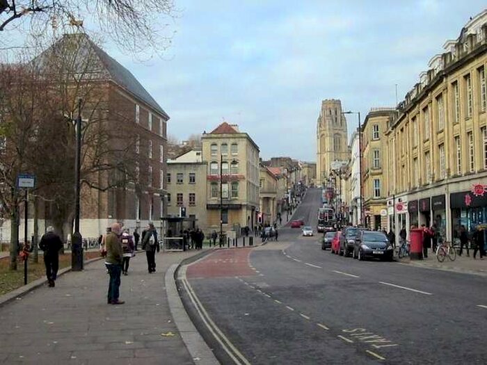 1 Bedroom Studio Flat To Rent In College Green Bristol, BS1 5tb #077516