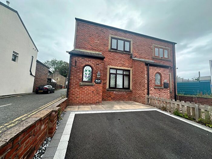 2 Bedroom Semi-Detached House For Sale In Bury New Road, Breightmet, Bolton, BL2