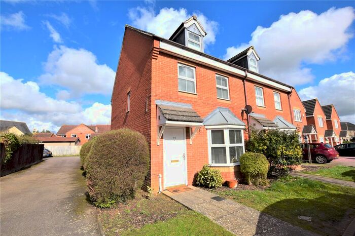 3 Bedroom Detached House To Rent In Restharrow Mead, Bicester, Oxfordshire, OX26