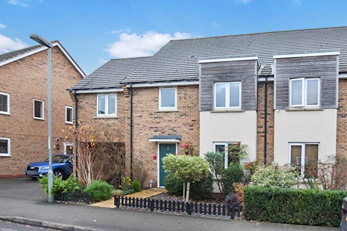 4 Bedroom Semi Detached House For Sale In Knights Way, St. Ives, PE27