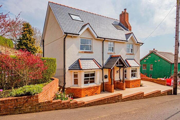 4 Bedroom Detached House For Sale In Mountain Road, Bedwas, CF83